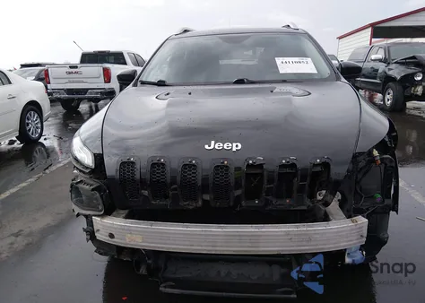 2015 Jeep Cherokee Latitude из США, поврежденный, VIN 1C4PJMCB0FW745031